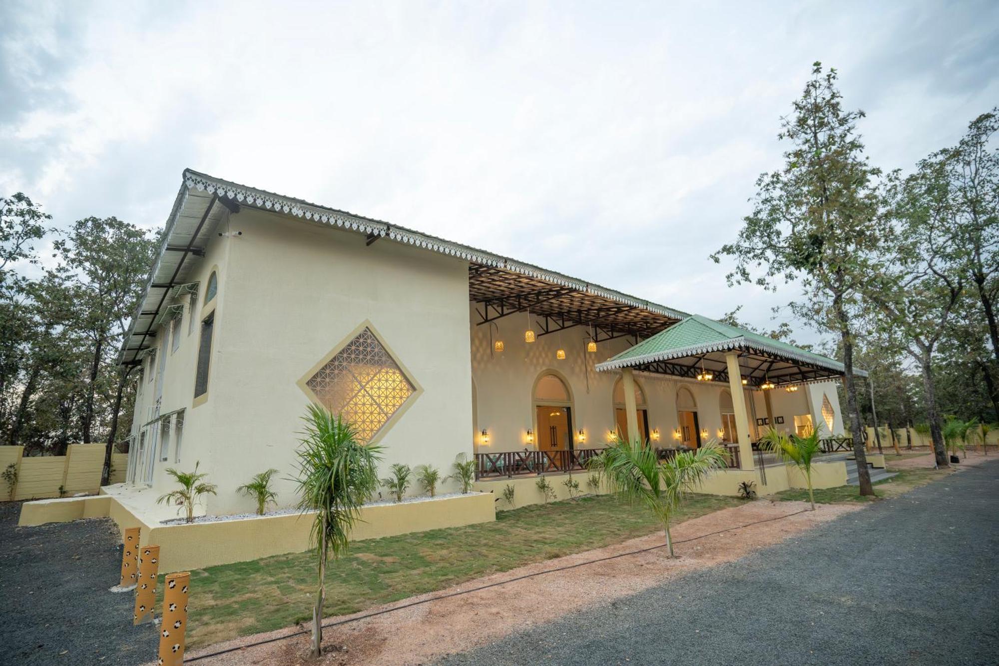 Palash The Jungle Resort Gondia Εξωτερικό φωτογραφία